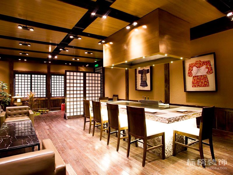 关于深圳餐饮餐厅装修设计要点是什么？